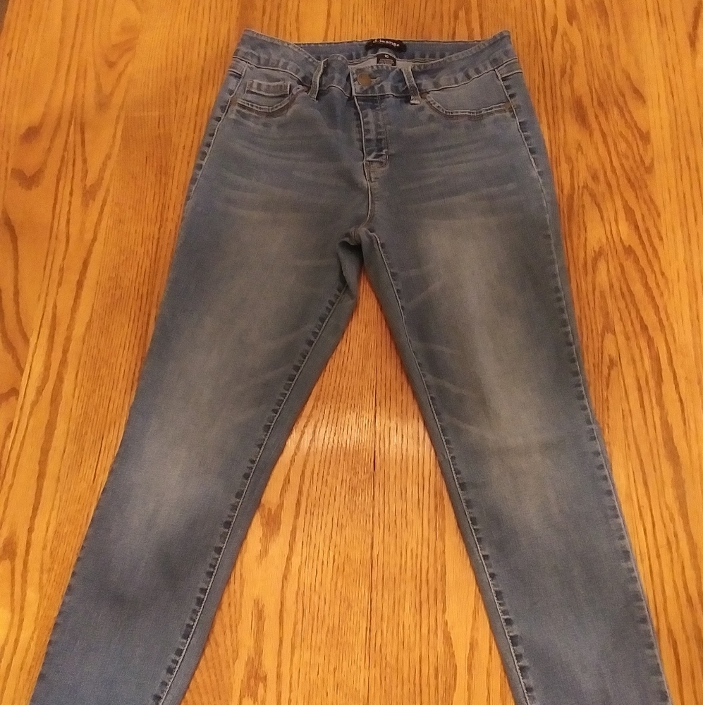 Women's Skinny D. Jeans